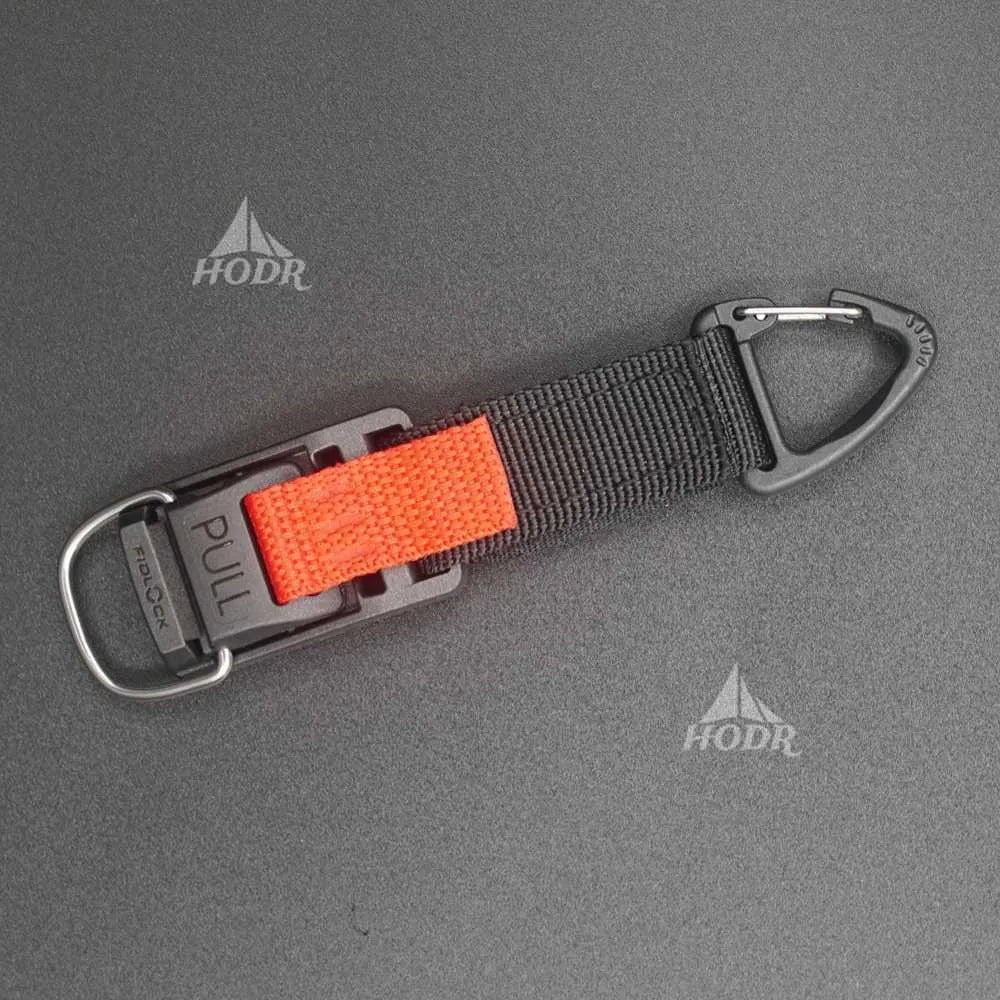 FIDLOCK F1208 magnetic buckle flat lay view